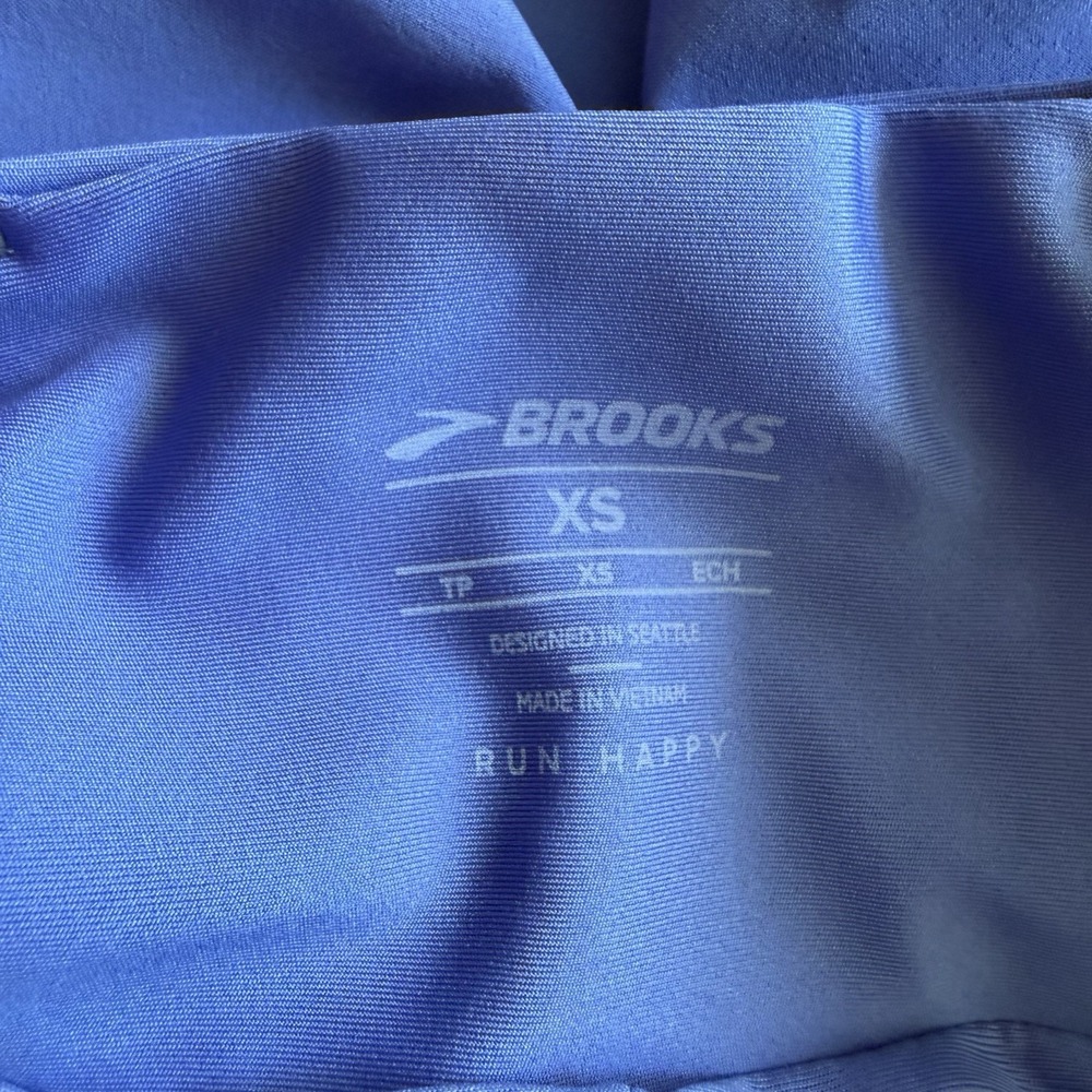 Brooks Women's Sz XS Chaser 5" Short 2.0 Bluebell Athletic Shorts Zipped Pocket - Picture 5 of 6